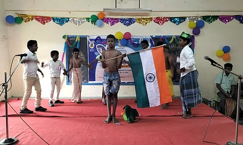 திருமயம் அரசு பள்ளியில் கலை திருவிழா