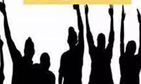 காங்கிரஸ் கட்சியினர் திடீர் ஆர்ப்பாட்டம்