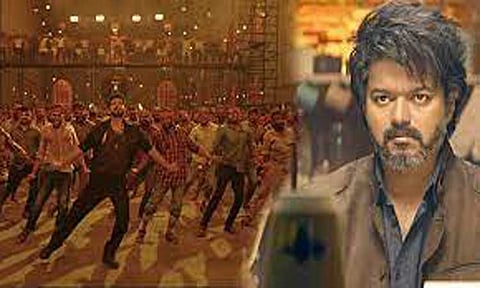 நடிகர் விஜய் ரசிகர்கள் உற்சாக நடனமாடி கொண்டாட்டம்