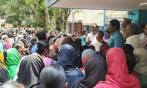 வீட்டுமனை பட்டா கேட்டு மனு கொடுக்கும் போராட்டம்