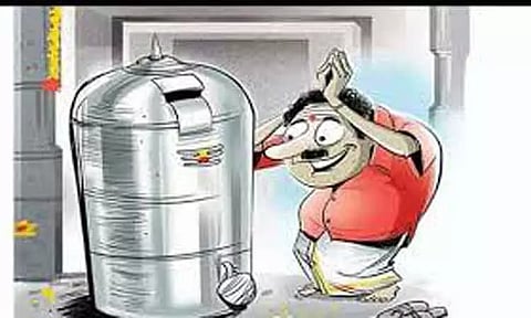 குருசடியில் உண்டியலை உடைத்து பணம் கொள்ளை