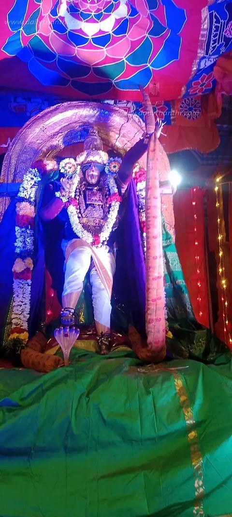 காளிங்க நர்த்தன அலங்காரம்