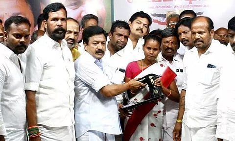 காவிரி நதிநீரை தர மறுக்கும் கர் நாடகா மீதுவழக்கு தொடர தயங்குவது ஏன்? தமிழக அரசுக்கு சி.வி.சண்முகம் எம்.பி. கேள்வி