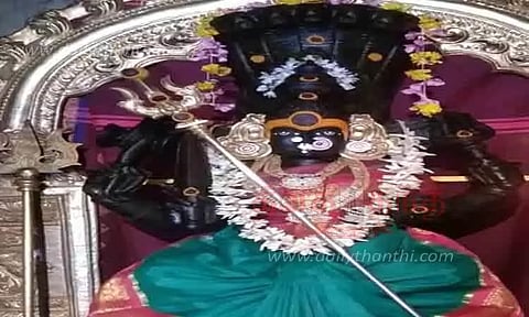 அம்மன் கோவில்களில் சிறப்பு பூஜை