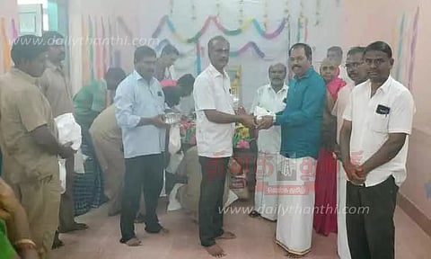 ஆத்தூர் பேரூராட்சியில் சரஸ்வதி பூஜை கொண்டாட்டம்