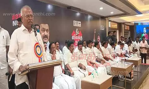நீட் விலக்கை வலியுறுத்தும் கையெழுத்து இயக்கம் தொடக்க விழா