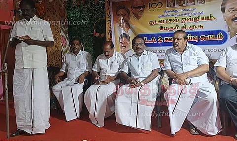 தி.மு.க. வாக்குச்சாவடி முகவர்கள் கூட்டம்