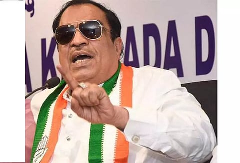 பா.ஜனதாவுடனான கூட்டணியை தேவேகவுடா மறுபரிசீலனை செய்ய வேண்டும்-சி.எம்.இப்ராகிம் வலியுறுத்தல்