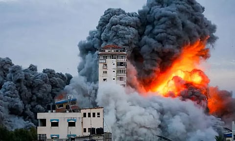 காசாவில் 320 இடங்களில் இஸ்ரேல் வான்வழி தாக்குதல்