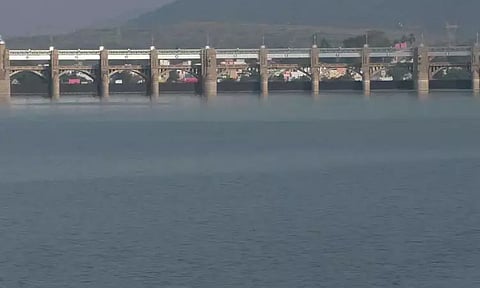 மேட்டூர் அணையின் நீர்மட்டம் 48.86 அடியாக உயர்வு..!
