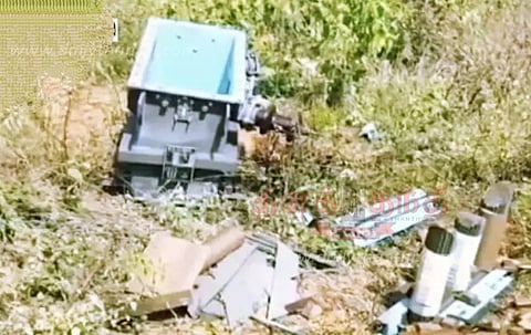 சூளகிரி அருகே டிரான்ஸ்பார்மரை உடைத்து காப்பர் கம்பிகள் திருட்டு மர்ம நபர்களுக்கு போலீஸ் வலை வீச்சு