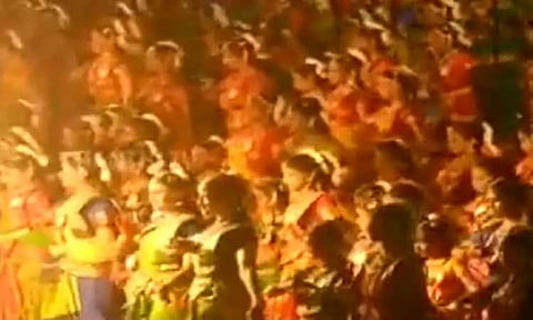 மாமன்னன் ராஜராஜ சோழன் சதய விழா; தஞ்சை பெரிய கோவிலில் 1,038 கலைஞர்கள் ஆடிய பரதநாட்டியம்