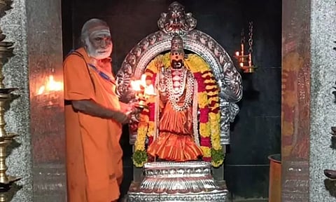 கமலக்கண்ணி அம்மனுக்கு சிறப்பு அலங்காரம்