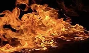 மகாபலேஸ்வரர் நகரில் தசரா ஊர்வலத்தில் 9 குழந்தைகள் தீயில் கருகினர் - ஜெனரேட்டர் தீப்பற்றியதால் விபரீதம்