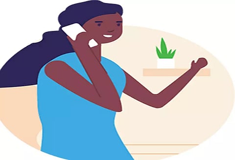 முதியவரை மோகத்தில் வீழ்த்தி பணத்தை சுருட்டிய கல்லூரி மாணவி