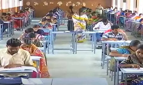 ஆசிரியர் நியமனத்திற்கான போட்டித்தேர்வு: நவம்பர் 1-ந்தேதி முதல் விண்ணப்பிக்கலாம் என அறிவிப்பு