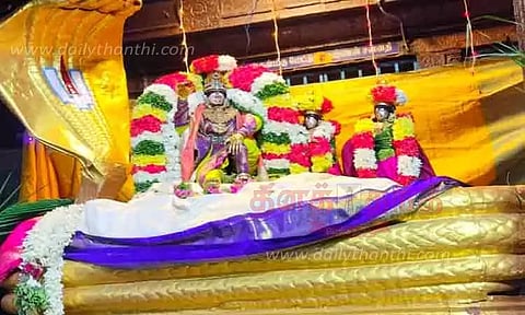 அழகர்மலை உச்சி நூபுரகங்கையில் கள்ளழகர் பெருமாளுக்கு இன்று தைலக்காப்பு திருவிழா