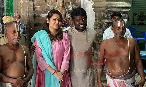 ராஜகோபாலசாமி கோவிலில் இயக்குனர் அட்லி தரிசனம்