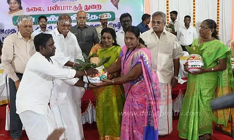 இளம் தலைமுறையினருக்கு சுதந்திர போராட்ட வீரர்களை தெரியவில்லை