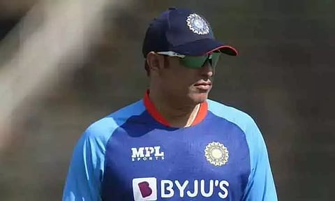 ஆஸ்திரேலியாவுக்கு எதிரான டி-20 தொடர்: இந்திய அணியின் இடைக்கால பயிற்சியாளராக வி.வி.எஸ்.லட்சுமணனை நியமிக்க முடிவு