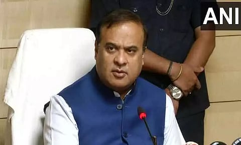 நன்னடத்தை விதிகளை மீறியதாக புகார்; அசாம் முதல்-மந்திரி நேரில் ஆஜராக தேர்தல் ஆணையம் நோட்டீஸ்