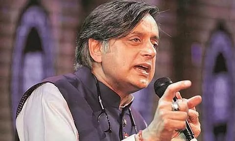 கேரளா குண்டுவெடிப்பு; வன்முறையால் வன்முறையைத் தவிர வேறு எதையும் சாதிக்க முடியாது - சசி தரூர் எம்.பி.