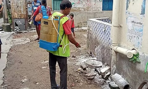 மேற்கு வங்காளம்: நடப்பு ஆண்டில் 76 ஆயிரம் பேருக்கு டெங்கு பாதிப்பு உறுதி