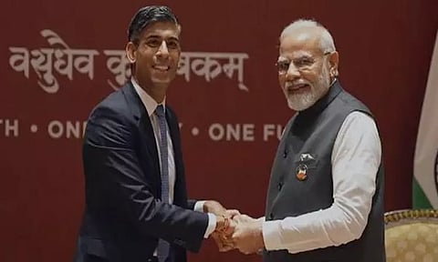 இங்கிலாந்து பிரதமர் ரிஷி சுனக் உடன் பிரதமர் மோடி தொலைபேசியில் பேச்சு
