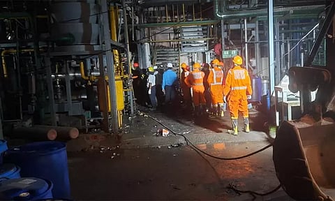 மராட்டியம்: ஆலையில் வெடிவிபத்து; 4 பேர் பலி