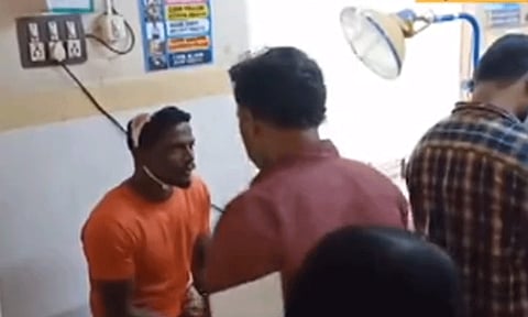 நாகை மீனவர்கள் மீது இலங்கை கடற்கொள்ளையர்கள் தாக்குதல்