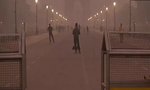 தலைநகர் டெல்லியில் 3வது நாளாக கடுமையான காற்று மாசு