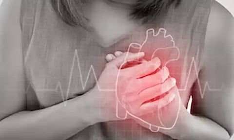 9-ம் வகுப்பு மாணவிக்கு திடீர் மாரடைப்பு: தேர்வறையில் சுருண்டுவிழுந்து பலியான சோகம்