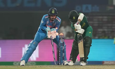 உலகக்கோப்பை கிரிக்கெட்: தென் ஆப்பிரிக்காவை வீழ்த்தி இந்தியா அபார வெற்றி...!