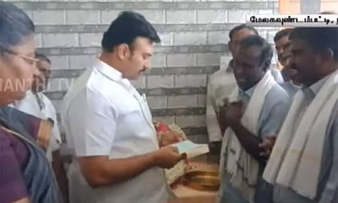 ஜார்க்கண்டில் உயிரிழந்த மருத்துவ மாணவர் - ரூ.3 லட்சத்திற்கான காசோலையை அமைச்சர் மதிவேந்தன் வழங்கினார்
