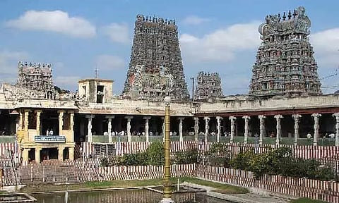 மதுரை மீனாட்சியம்மன் கோவிலுக்கு அமைச்சர் பழனிவேல் தியாகராஜனின் தாயார் உள்பட 5 அறங்காவலர்கள் நியமனம்