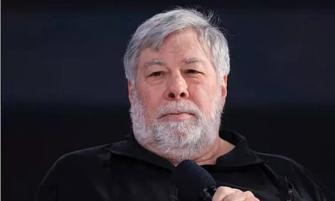 ஆப்பிள் இணை நிறுவனர் மருத்துவமனையில் அனுமதி