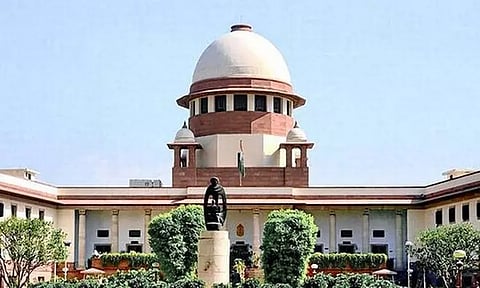 நெருப்புடன் விளையாடுகிறீர்கள்; பஞ்சாப் கவர்னருக்கு சுப்ரீம் கோர்ட் கடும் கண்டனம்