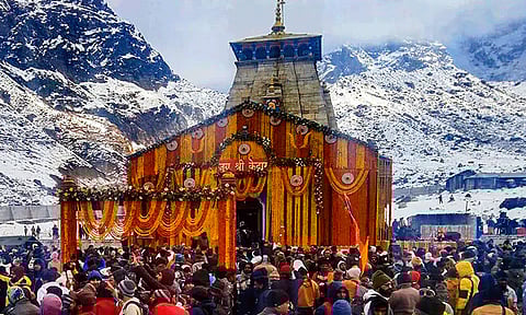 குளிர்காலம் தொடங்கியதையடுத்து கேதார்நாத் கோவில் நடை அடைப்பு