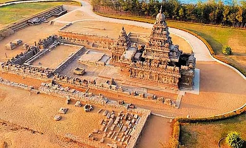 15 மாநிலங்களை சேர்ந்த வருமான வரித்துறை அதிகாரிகள் மாமல்லபுரம் வருகை