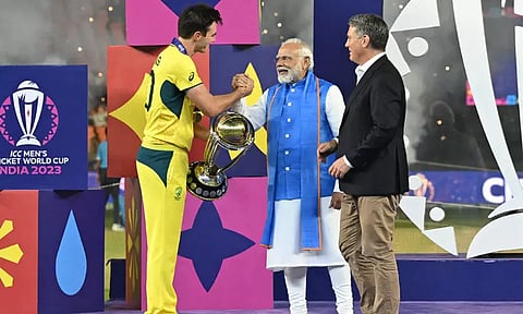 ஆஸ்திரேலிய அணிக்கு உலகக்கோப்பை வழங்கிய பிரதமர் மோடி