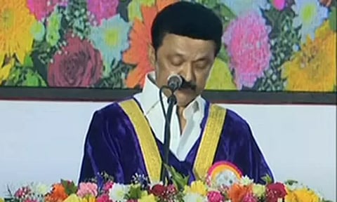 பல்கலைக்கழக வேந்தர் விவகாரம்: ஜெயலலிதாவுக்கு முதல்- அமைச்சர் மு.க ஸ்டாலின் பாராட்டு