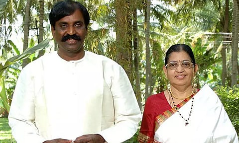 Image Credits : Twitter.com/@Vairamuthu