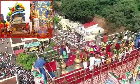 மதுரை கள்ளழகர் கோவில் மகா கும்பாபிஷேகம்.. 'கோவிந்தா' கோஷம் எழுப்பி பக்தர்கள் தரிசனம்