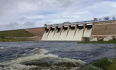 பாசன பகுதிகளுக்காக வைகை அணையில் இருந்து 4 ஆயிரம் கனஅடி தண்ணீர் திறப்பு