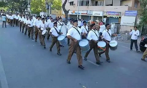 ஆர்.எஸ்.எஸ் ஊர்வலத்தில் விதிமீறல் - 3 மாவட்டங்களில் வழக்கு பதிவு