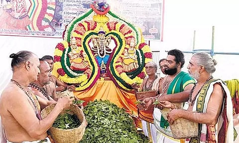 திருப்பதி கபிலேஸ்வரருக்கு லட்ச வில்வார்ச்சனை.. திரளான பக்தர்கள் பங்கேற்பு