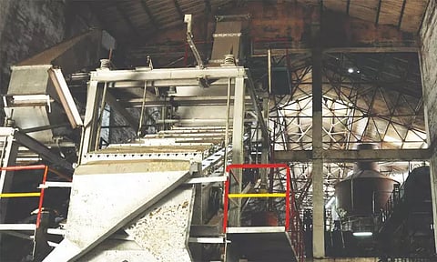 சர்க்கரை ஆலைகளில் பணியாற்றும் 3,500 தொழிலாளர்களுக்கு ஊதிய உயர்வு