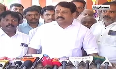 வெள்ள தடுப்பு பணிகள்; தமிழக அரசு கவனக்குறைவாக செயல்பட்டுள்ளது - பா.ஜ.க. எம்.எல்.ஏ. நயினார் நாகேந்திரன்