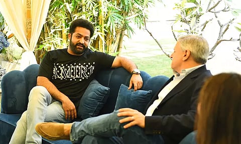 நெட்பிளிக்ஸ் சி.இ.ஓ உடன் மதிய உணவு அருந்திய ஜூனியர் என்.டி.ஆர்...!