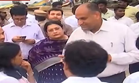 எண்ணூரில் கச்சா எண்ணெய் கசிந்த பகுதியில் மத்திய குழுவினர் ஆய்வு